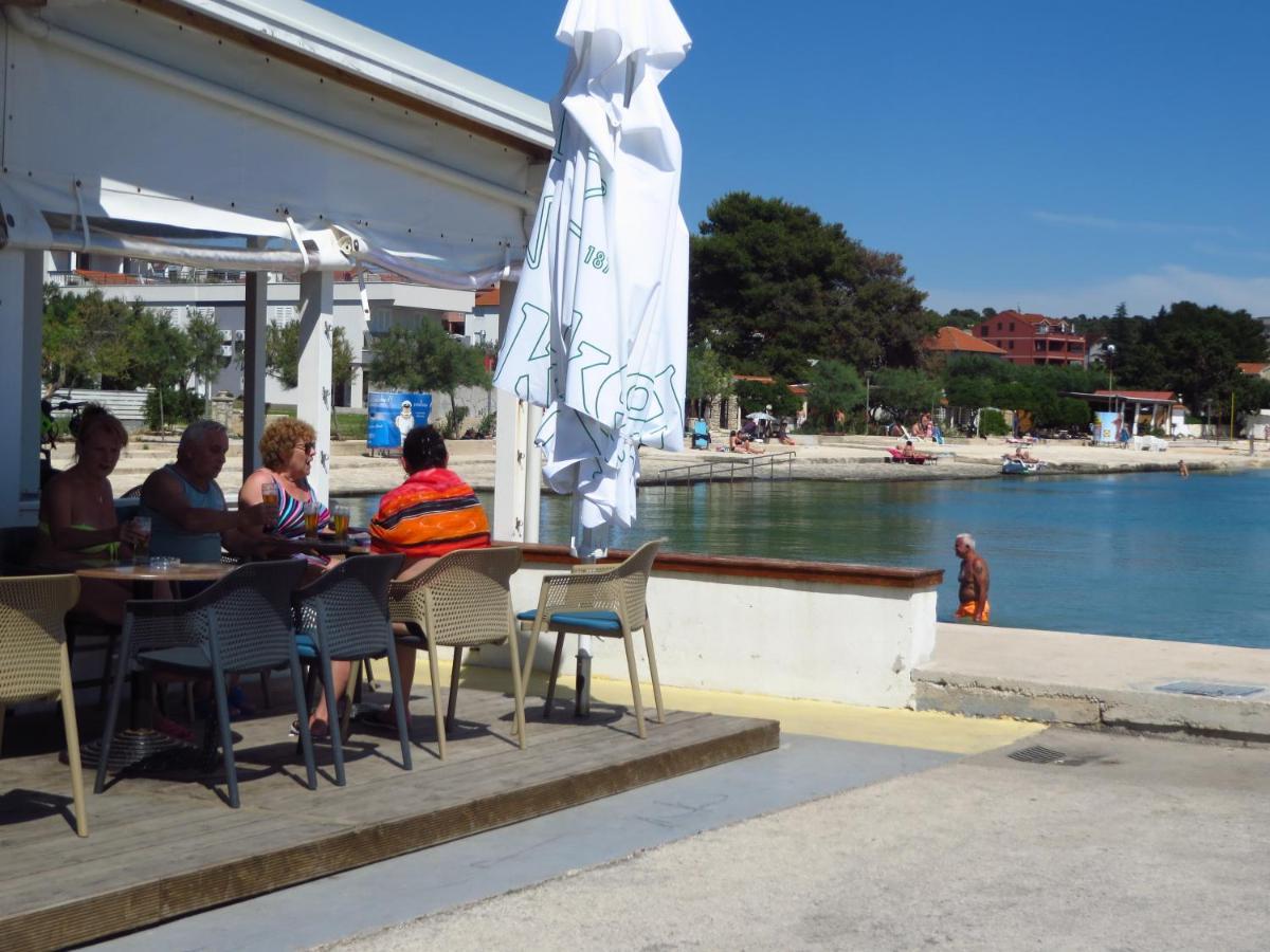 Sweet Sea Apartments Pakoštane Eksteriør bilde
